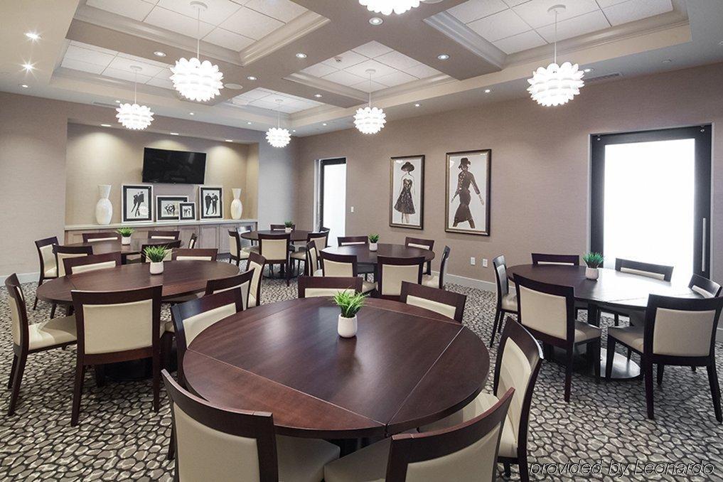 Holiday Inn Hotel & Suites Davenport By Ihg Eksteriør billede